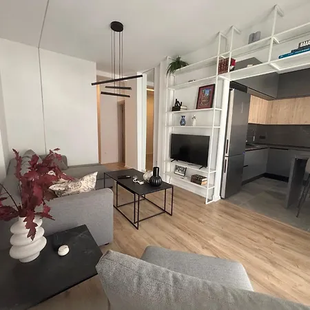 Elegant Cozy Salonic