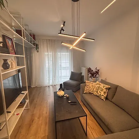 Elegant Cozy Apartament *